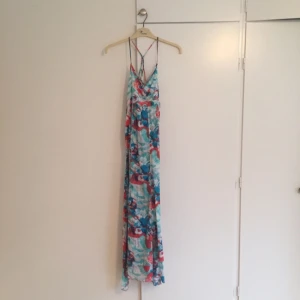  - Långklänning i tunt tyg. Diesel. Knappt använd. 