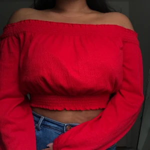 Topp M/L - Fin topp från H&M i bra skick! 