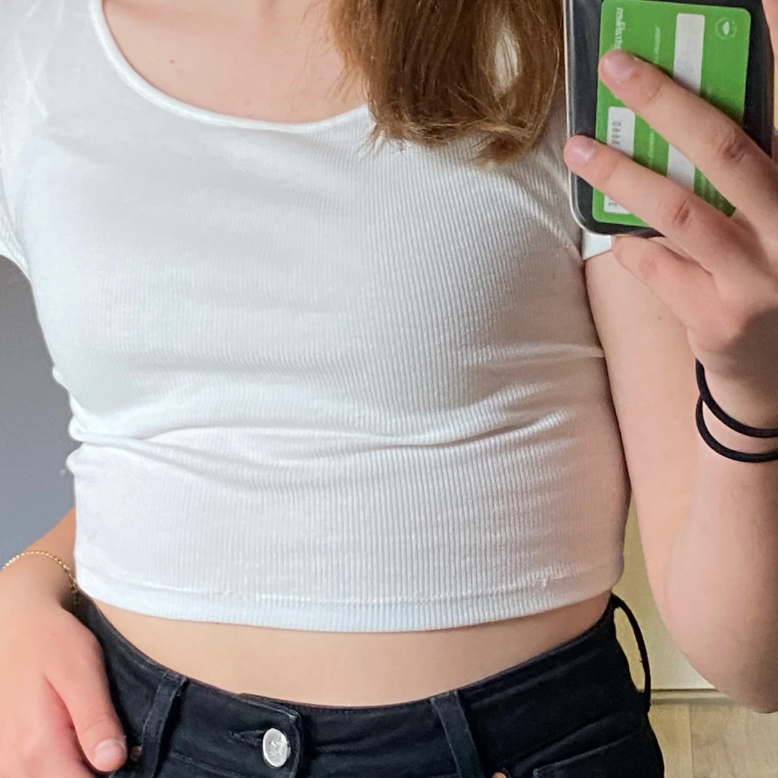 Vitt kropp tom med snörning