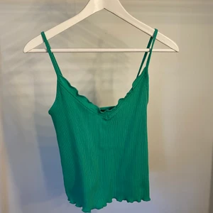 Linne - Snyggt linne från Gina Tricot. Knappt använd! 