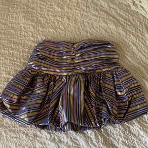 ✨Snygg kjol från Zara, i storlek S✨ köpare står för frakt💕    buda på 😘