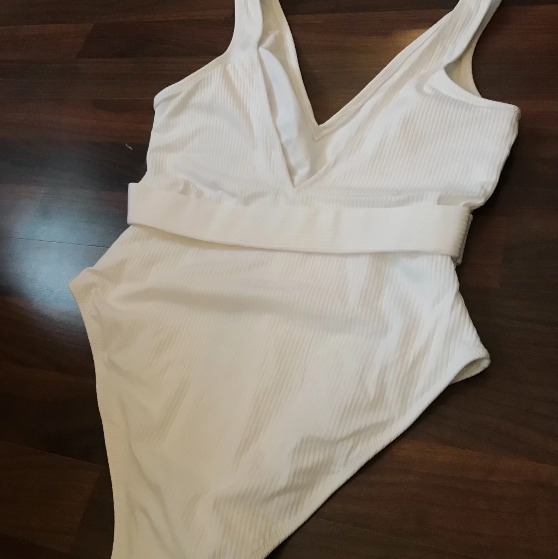 Helvit baddräkt H&M ~ strl 38 (aldrig använd) - 91