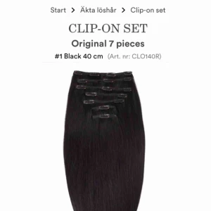  - Hej! Säljer löshår i clips endast använt 2 ggr. Väldigt fint och i gott skick, säljes pga ny hårfärg. Den är i färgen svart ifrån Rapunzel of Sweden. Nypris 1000kr ! Köparen står för frakten