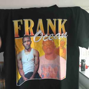 En oanvänd Frank ocean t-shirt som säljes pga utgången returtid. Kan mötas i Gbg eller köpare står för frakt 
