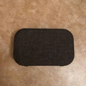  - Högtalare från Denver. Fungerar, men behöver laddas ofta.  Frakt tillkommer. 