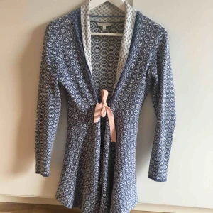  - Kofta i fint skick