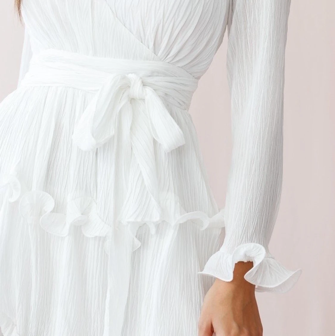 Vit somrig klänning