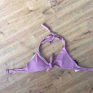 Bikini i rosa Inköpt Australien  Superfint skick! Frakt 42kr