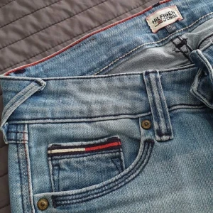Tommy Hilfiger Jeans - Storlek: 25/30 Ej använda Köparen står för fraktkostnaden✨🦋