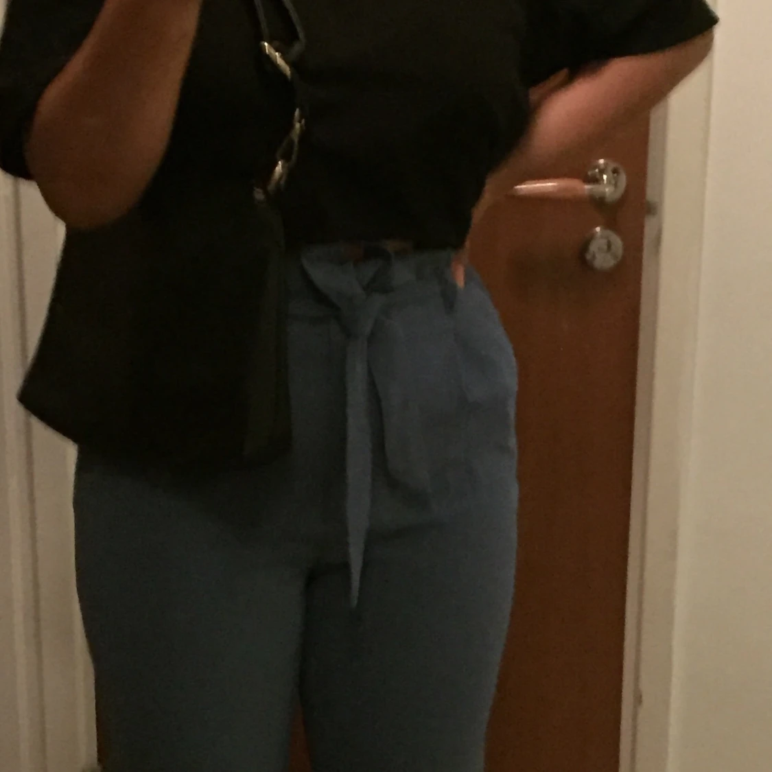 Ljus marinblåa kostymbyxor 