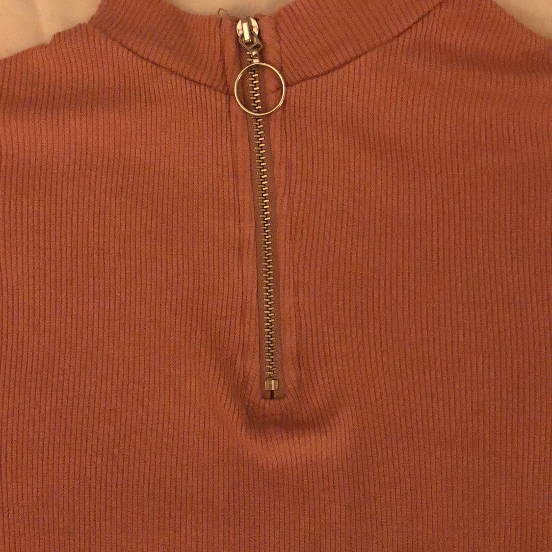 basic laxrosa tröja med kedja strl 34 - 90