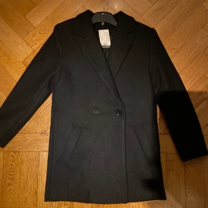 Kappa - ny  - Helt ny och oanvänd kappa - prislappen har dock gått av pga flytt!❤️ 