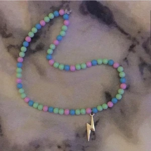 Halsband  - 25kr + frakt 11kr