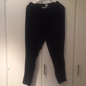  - Byxor från vero Moda i fint skick 