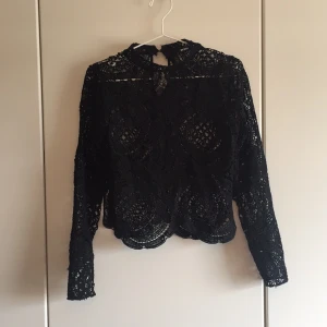  - Topp i fint skick från BikBok Billig frakt tillkommer, betalning via swish. 