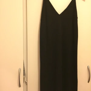  - Svart klänning, fint skick 