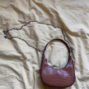 Väska från asos - Asball väska som tyvärr inte kommer till användning 