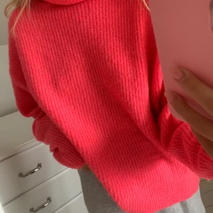Tröja från H&M💗💓💕💝💖💕 - Använder inte längre💕💘💖💝💞