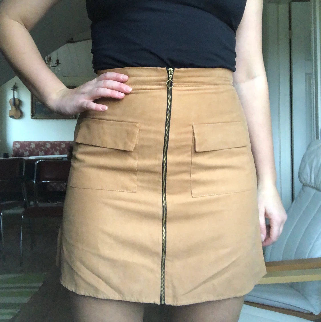 Kamelfärgad kjol. - 90