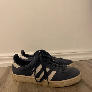 Adidas sneakers - Adidas campus 💞 köparen står för frakten 🥰