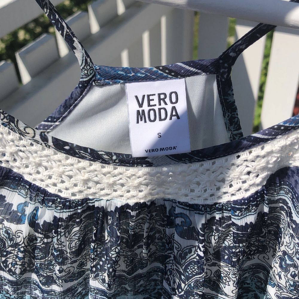 Topp/linne från Veromoda | Plick Second Hand