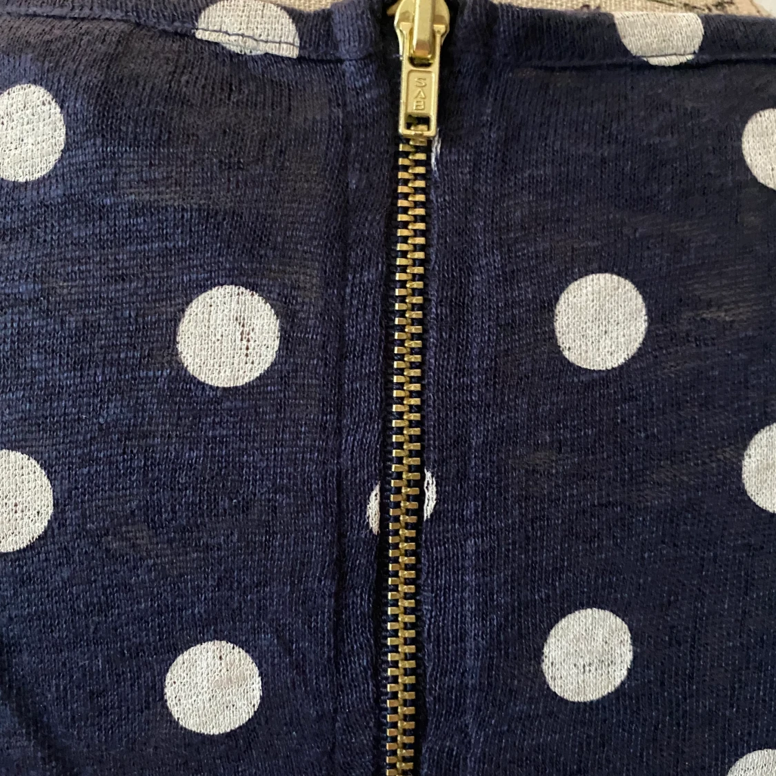 Prickig topp i linne - superskön! - 91