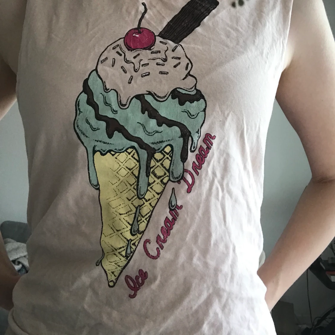 Linne från BikBok med tryck - 90