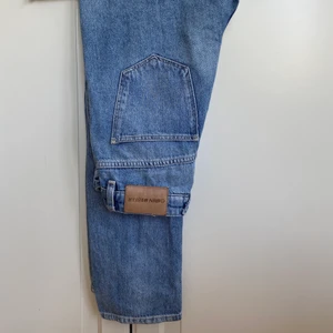 Jeans - Raka jeans från carin wester. Säljer pga för små! 💘
