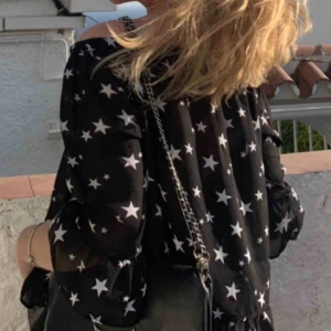  -  Off shoulder blus från breve soul 