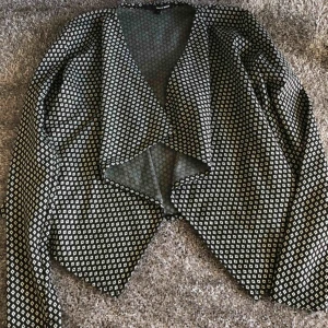  - 🍁Tally Weijl kofta🍁 Strl:Xs(men det passar bra för S också) Nyskick, knappt använd. 35 kr