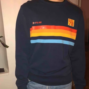  - Diesel collegetröja i nyskick.  Inklusive frakt.