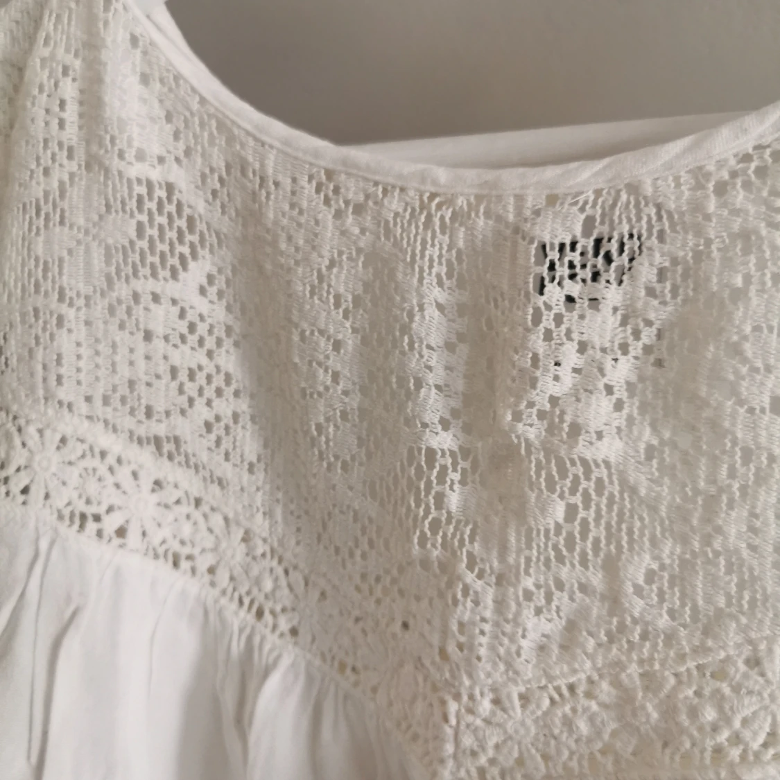 Spetsblus från Vero Moda - 90