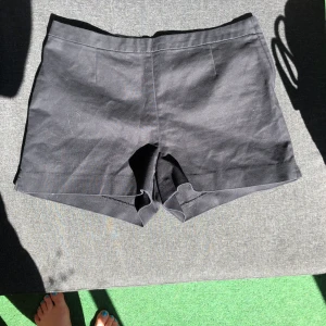 hotpants - små tajta men coola shorts för en xs person