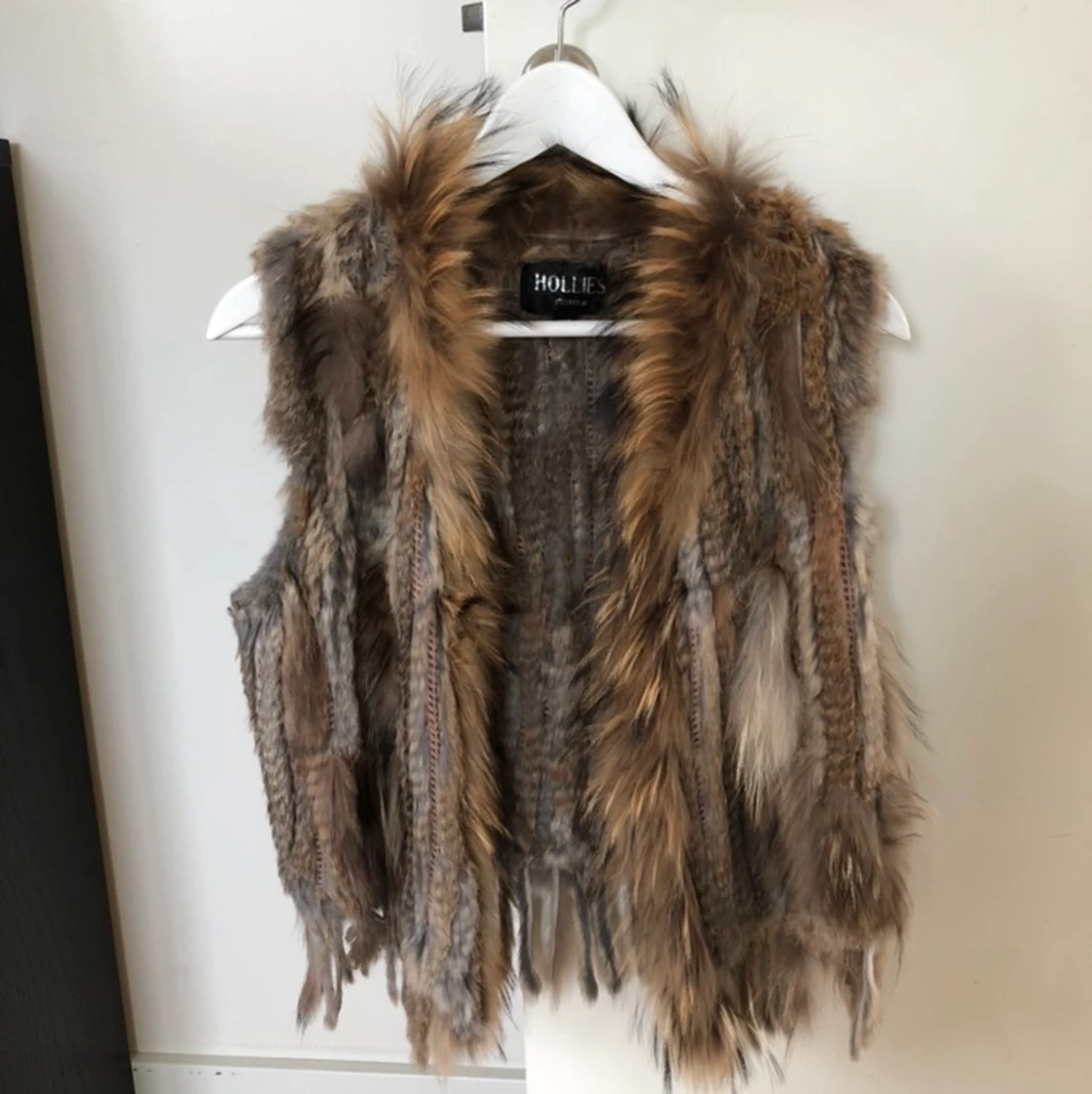 Hollies pälsväst