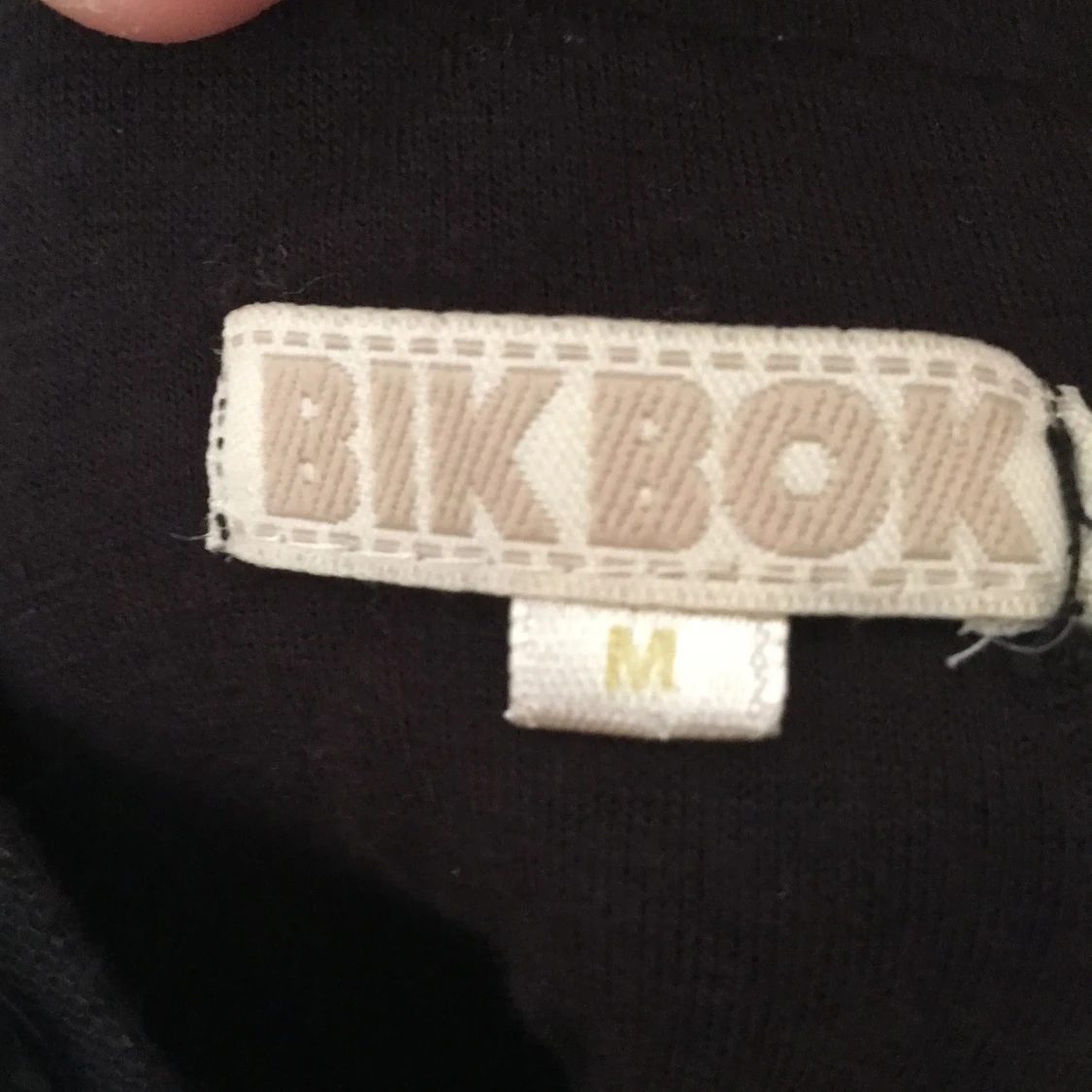 Festlig topp med pärlor - 91