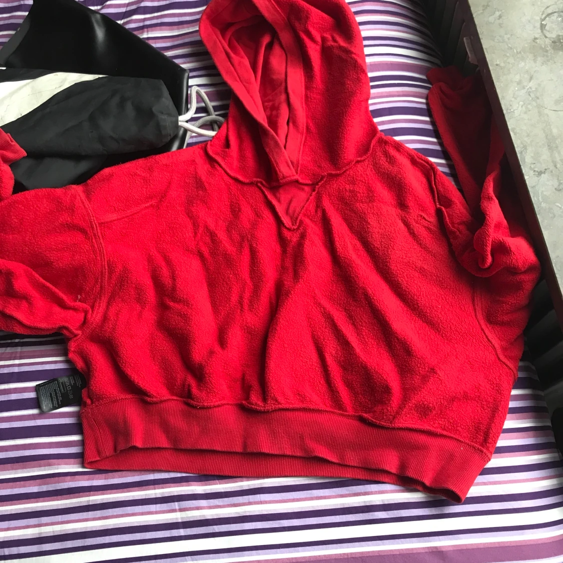 Jätte fin ”maghoodie”