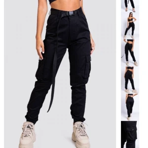 Madlady - Storlek XS. Cargopants från madlady. Säljes då de inte kommer till användning. Bälte finns att köpa på hemsidan! SKRIV FÖR BÄTTRE BILDER!! Samma som de i militär 🥰