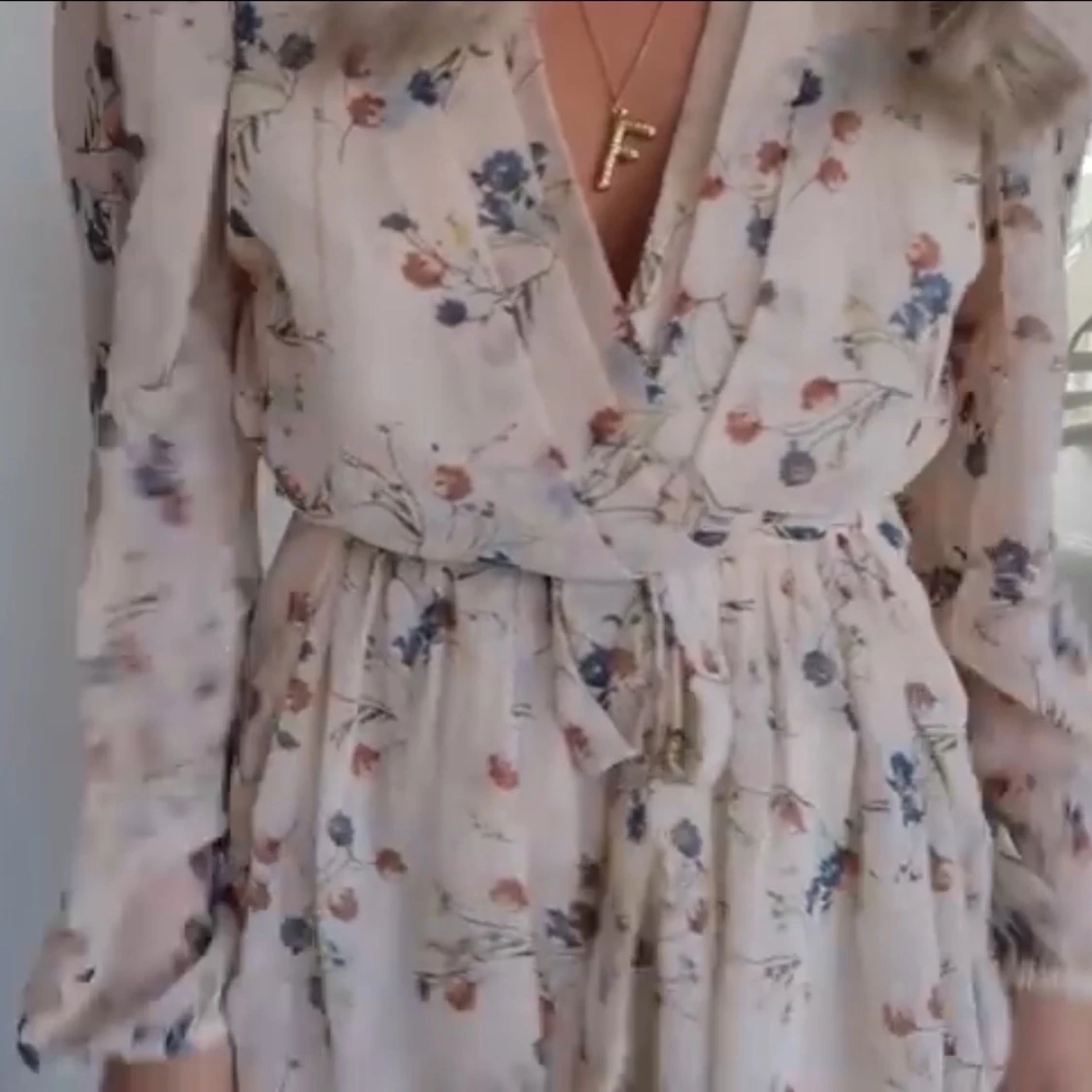 Söker denna klänning! 