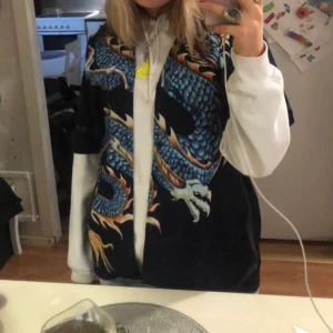 Najs skjorta  - Säljer denna skjorta, skulle säga storlek L buda!! 