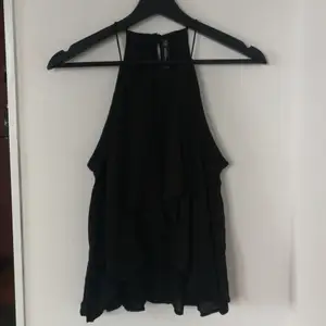 Black blouse from Mango Small size