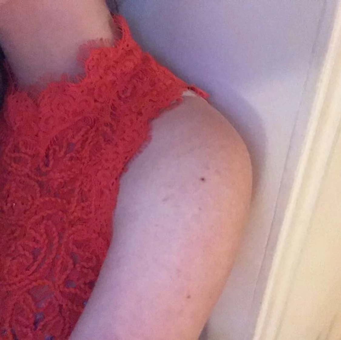 Zara tröja röd spets - 90