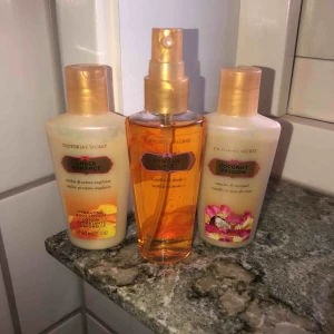  - Säljer dessa 3 Victoria sekret!! Alla 3 för 80 kr😍så goda, så bra! 