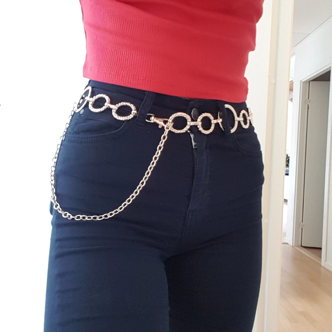 Trendigt bälte från BikBok - 90