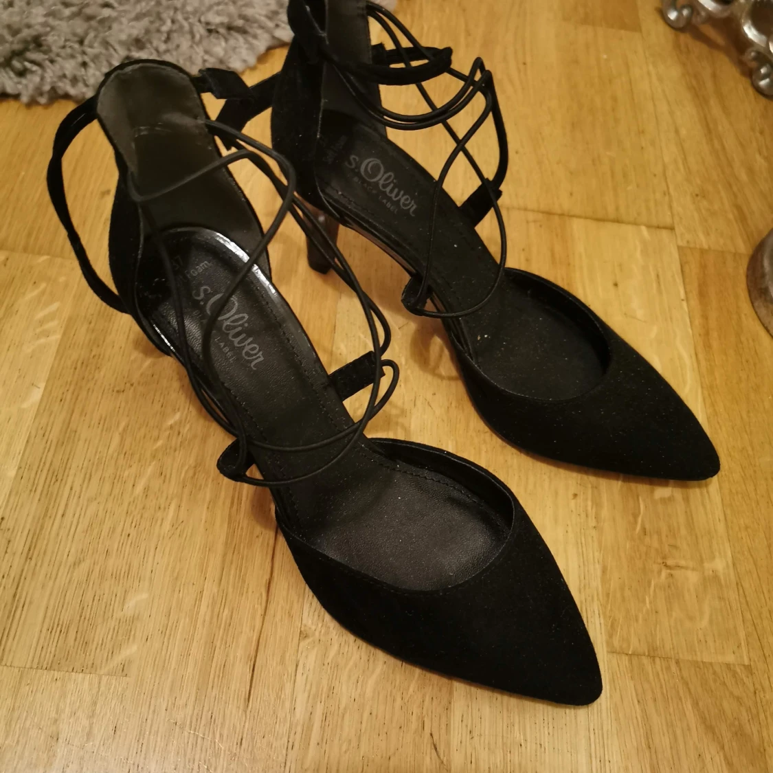 Endast testade klackskor  - 91