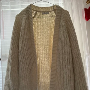 Kofta - Stickad kofta