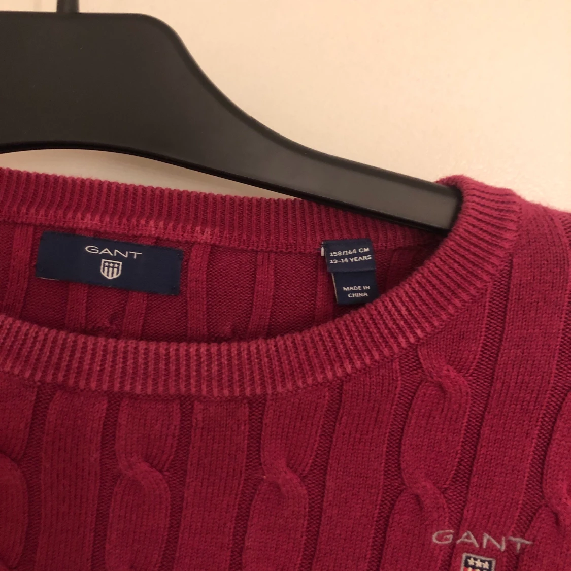 Kavelstickad tröja från Gant  - 90