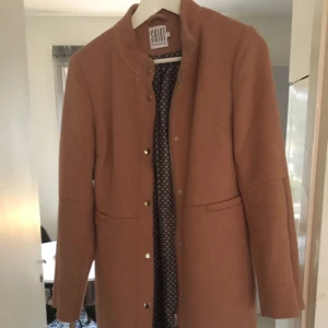  - Snygg beige kappa! 