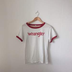 Wrangler T-shirt(från deras 70 years collection). Jätteskön och bra kvalitet, använd 1 gång.