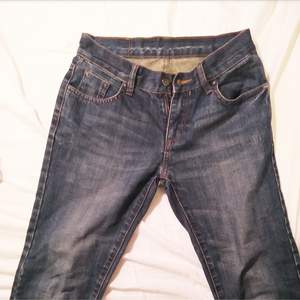 B oakwood jeans för barn i st 152. Fint skick! Möts upp i Stockholm eller så betalar köparen frakten.