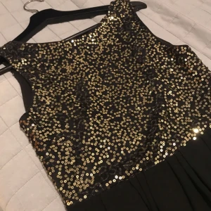  - Säljer pga garderobsrensning. Frakt inkl 🤗